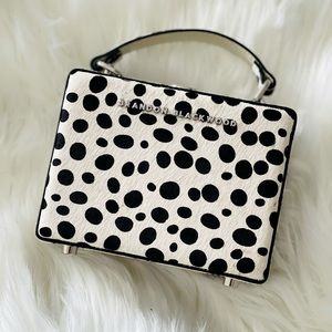 Brandon Blackwood Dalmatian Mini Kendrick Trunk